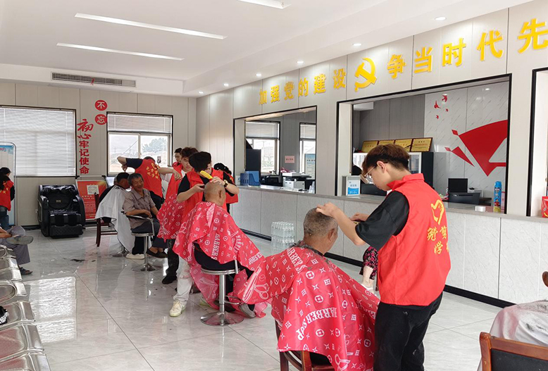 五汛鎮(zhèn)開展父親節(jié)新時(shí)代文明實(shí)踐主題活動(dòng)